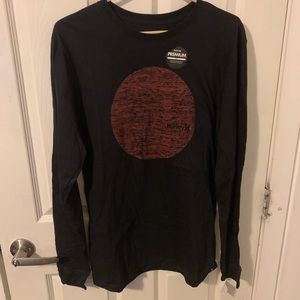 Long sleeve Hurley shirt